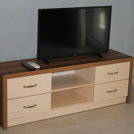 Apartament Osmenaj