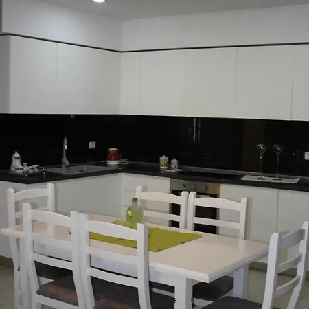 Osmenaj Apartament Wlora